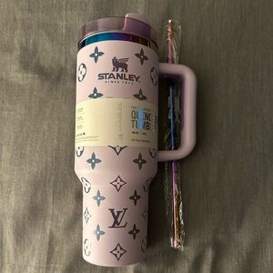 Designer 40oz Stanley NEW IN BOX